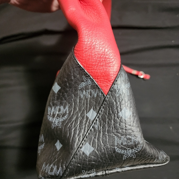 Mcm - Picture 3 of 5